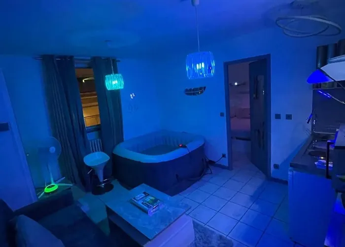 Jacuzzi Au Coeur De * بوردو