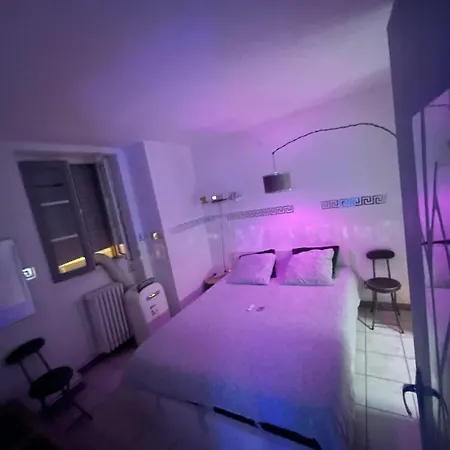 Jacuzzi Au Coeur De Lägenhet