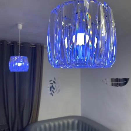 公寓 Jacuzzi Au Coeur De 波尔多